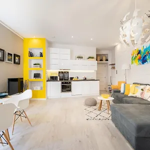  Apartment Bpr Lavish In Downtown