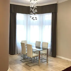 Gozsdu Glamour Budapest