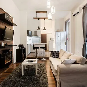 Apartment Orsi's Sweet & Lovely, Budapest